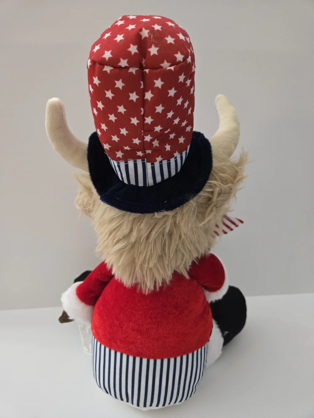Americana Highland Cow Shelf Sitter 11
